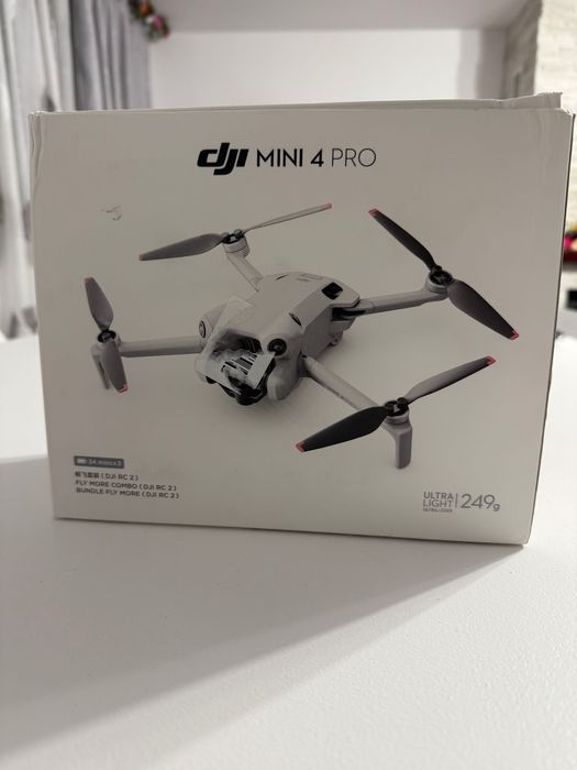 Drona dji mini 4 pro Fly more combo