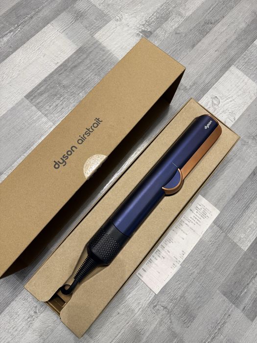 Преса за коса Dyson Airsrait