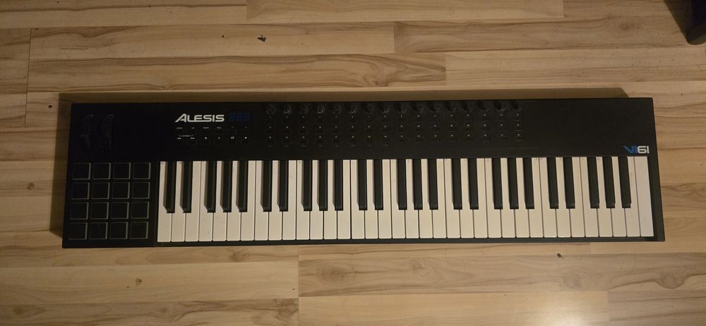 MIDI Контролер/Синтезатор - Alesis VI61