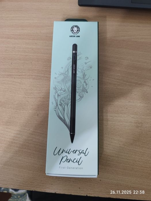 Green Lion Universal Pencil