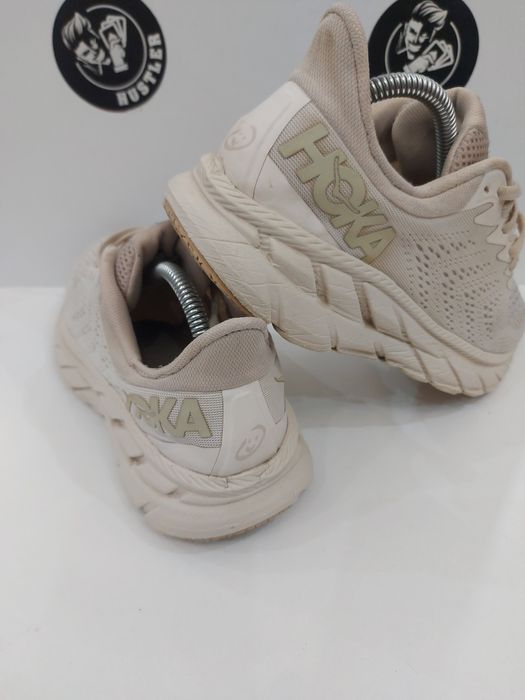 Маратонки HOKA CLIFTON 7.Номер 41.5