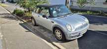 Vând Mini Cooper 2002, motor 1.6 benzină, 85CP.
Zgariat usa stânga