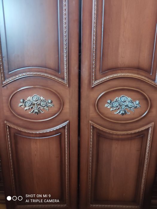 Продаю шкаф и кровать