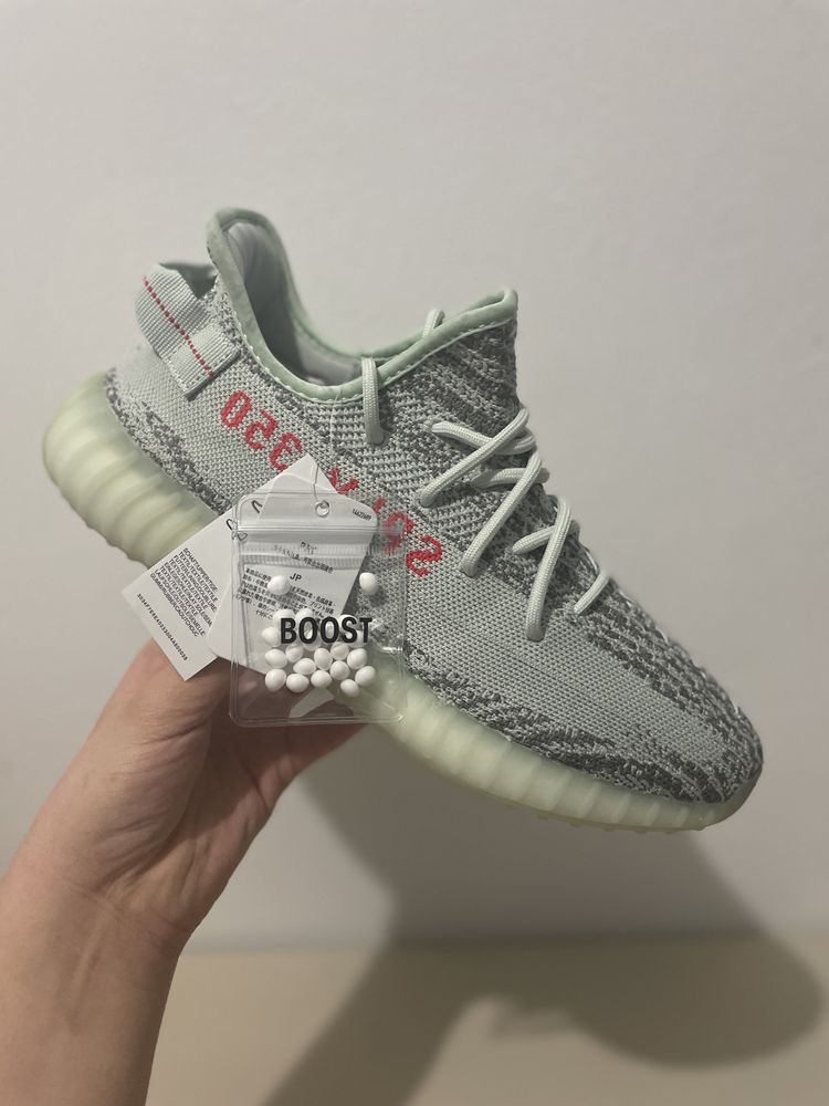 Vand yeezy 350 blue tint