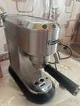 De vanzare expresoare DeLonghi