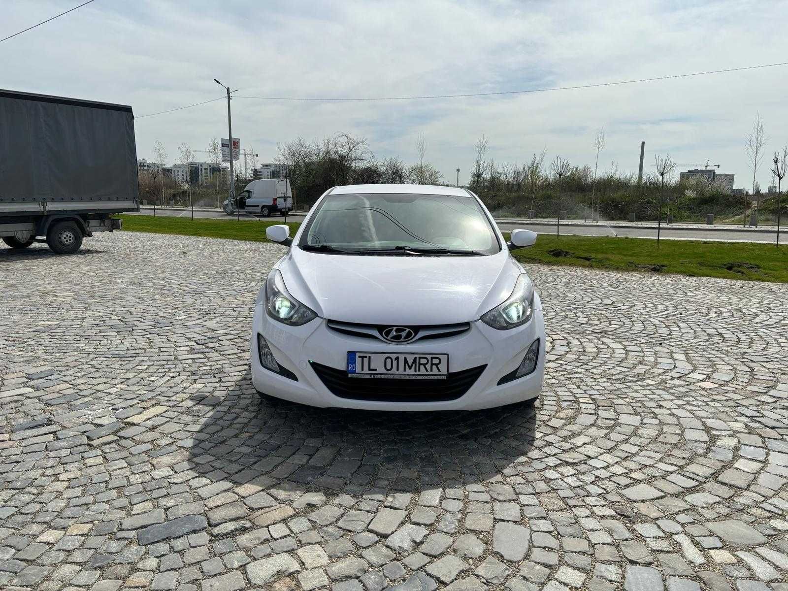 Hyundai Elantra + GPL 2015 1.6 132 cp benzina