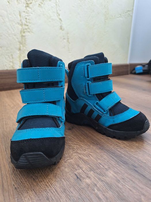Зимни детски ботуши Adidas