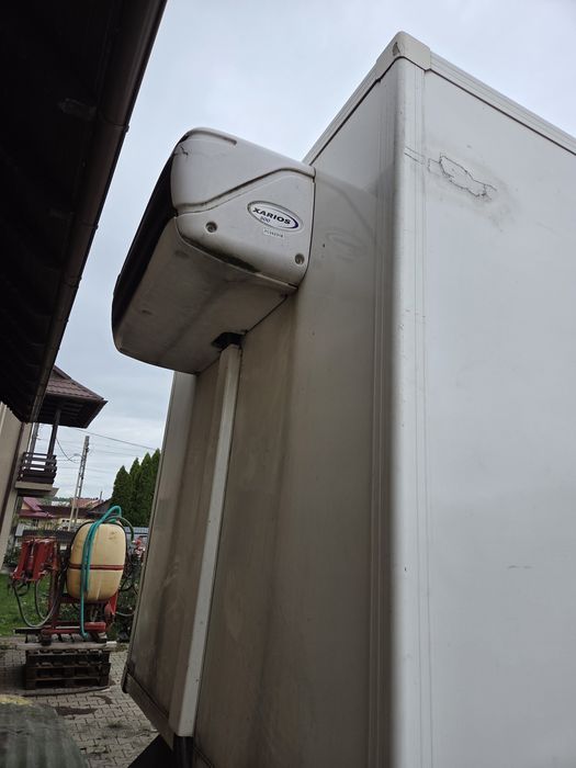 Cub frigorific pentru instalat pe mașină