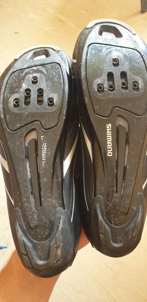 Pantofi shimano ciclism