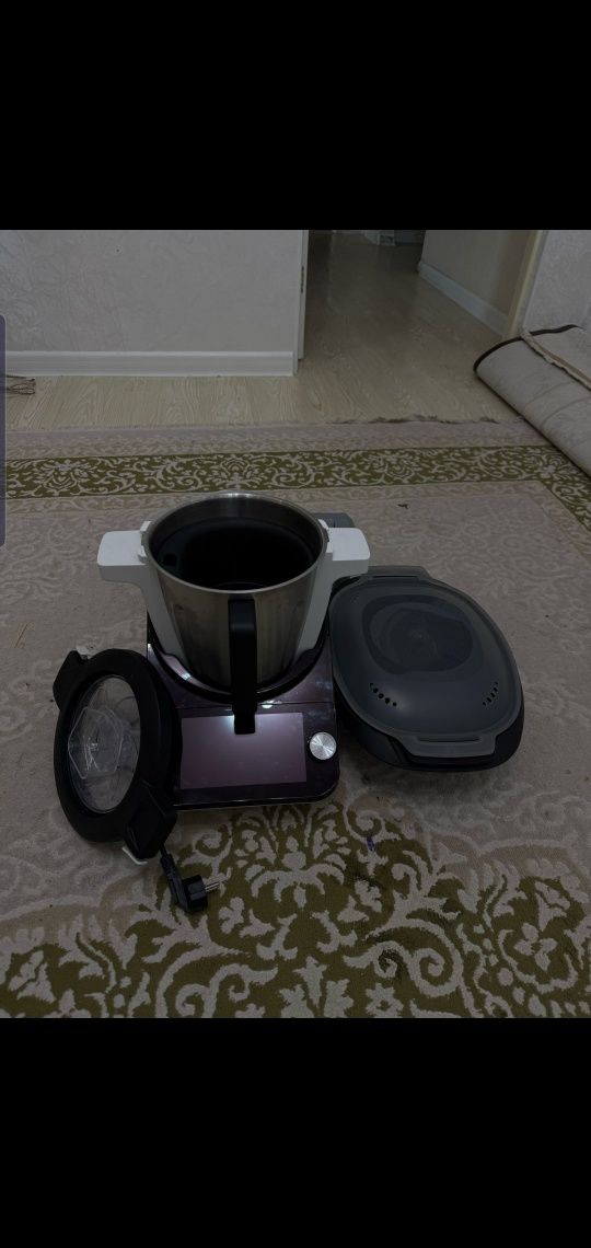 Thermo cookerr чёрного цвета