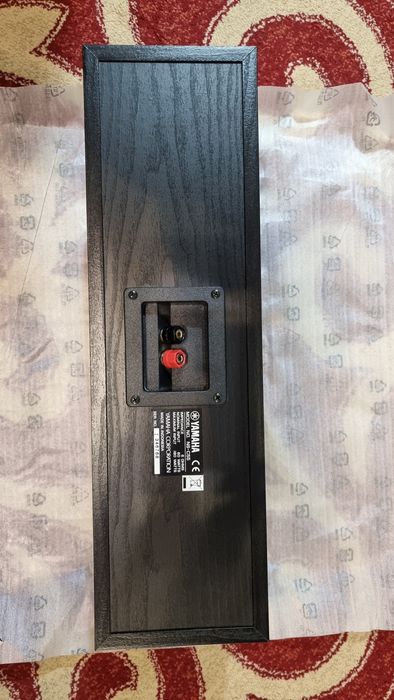 Yamaha NS-C55 колонка центрального канала, в хорошем состоянии