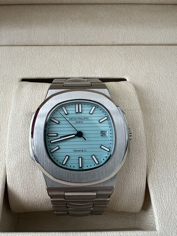 Часовник Patek Philippe