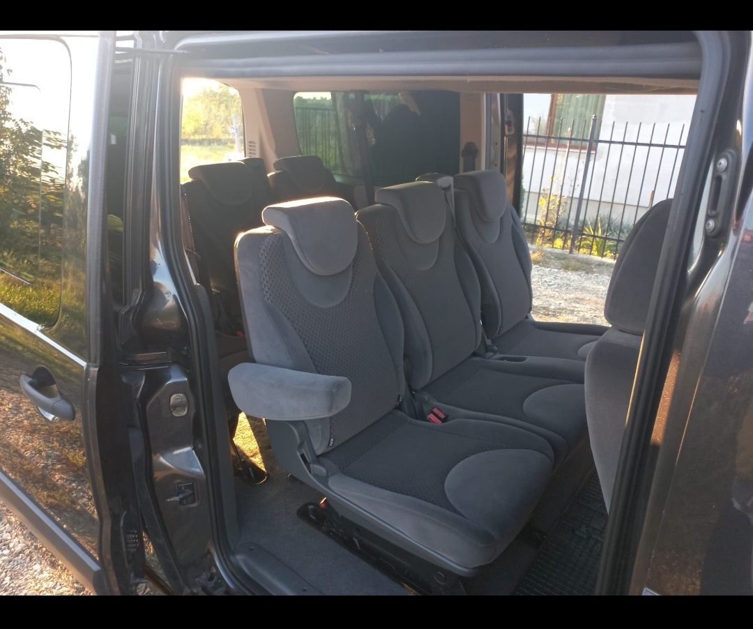 Inchiriez auto duba 8 si 9 persoane