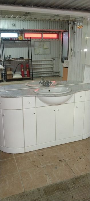 Продам гарнитур для ванны