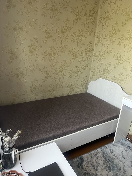 Продам кровать (односпальняя)