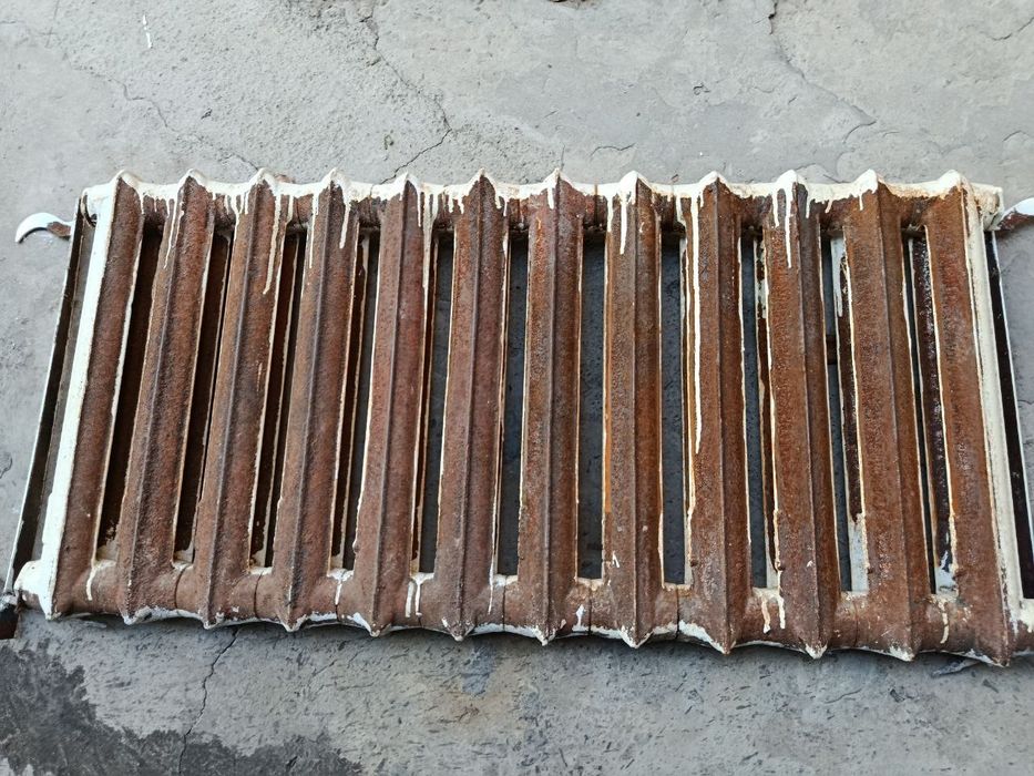 Чугунный радиатор 12 секций