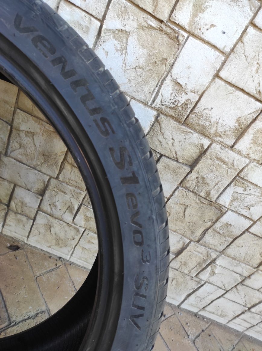 Hankook 295/35/23 Ventus S1 Evo 3