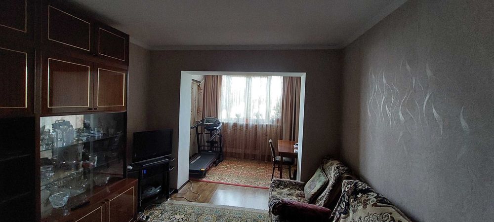 СРОЧНО продаётся квар. 4/4/4, 77 серия в Центре, Юнусабадский хокимят