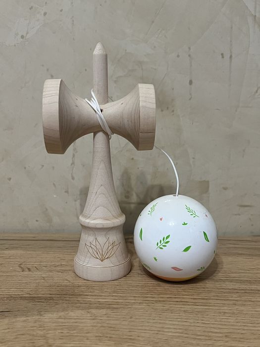 Kendama Lotus Sacred