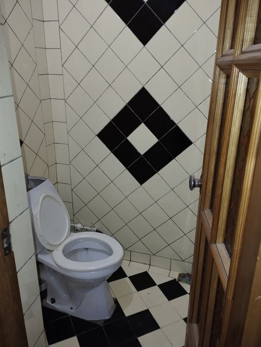 Срочно Продаётся кватира Шайхонтахур район Ор.р Тинчлик метро Версал