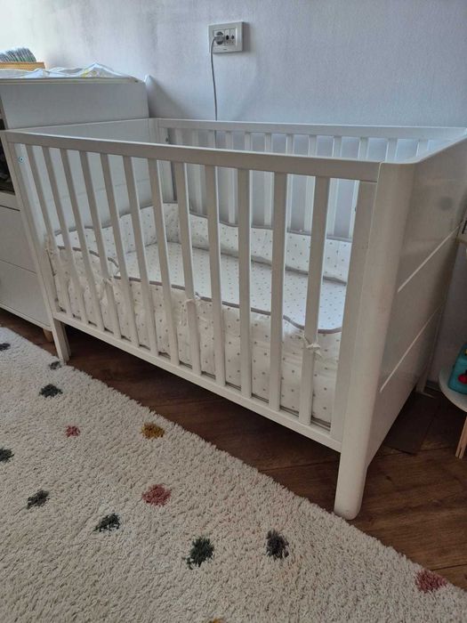 Patut din lemn pentru copil 120x60, 3 nivele + saltea spuma Traumeland