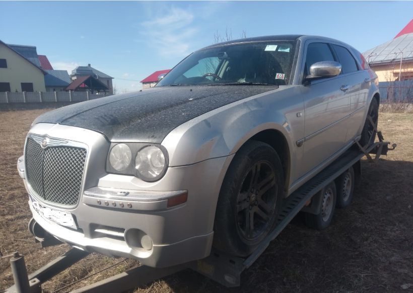 Dezmembrez Dezmembrari piese Chrysler 300c motor 3.0crd v6 211CP om642 combi far xenon bara fata completa cutie de viteze 7g tronic