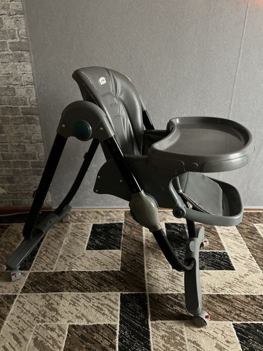 Продам стульчик для кормления