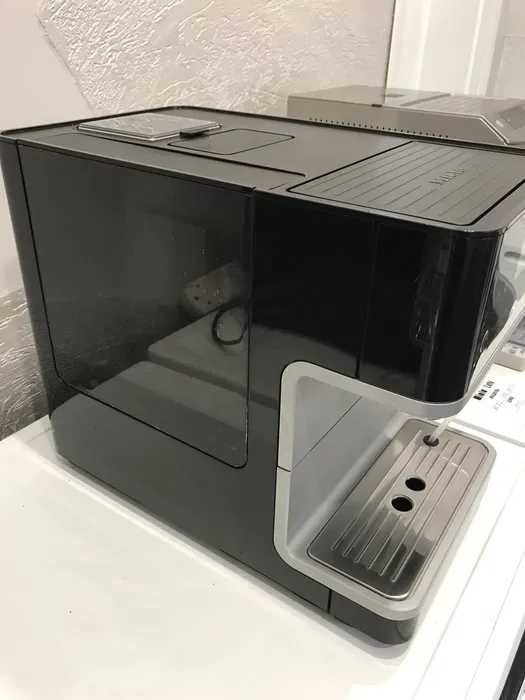 Кафе машина Miele CM 61