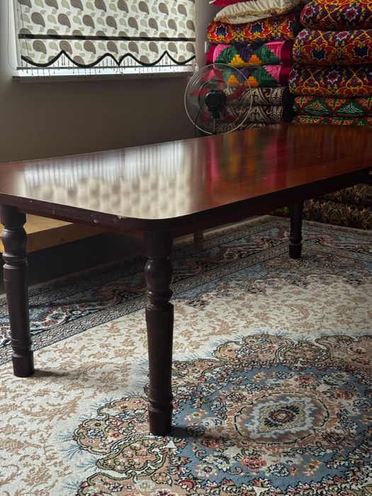 Стол сатылады улкен