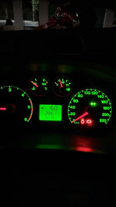 vând camionetă ford tranzit