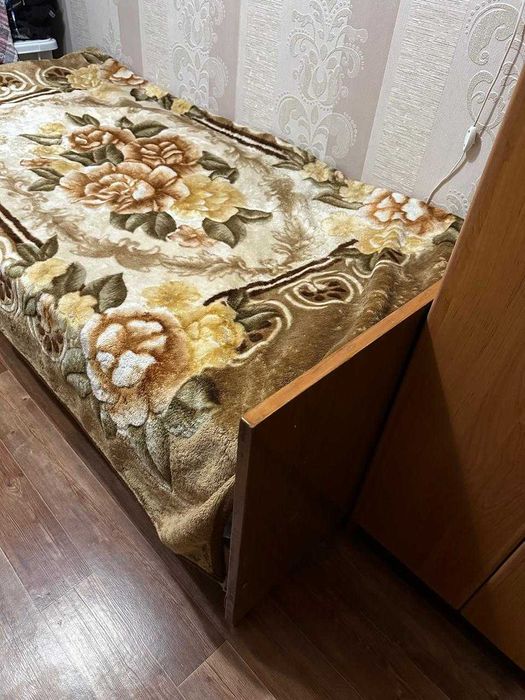 Кровать односпальная