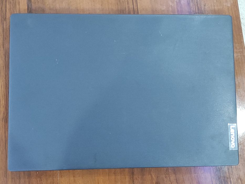 Ноутбук Lenovo  .