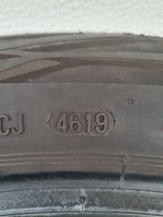 Летни гуми 4 броя CONTINENTAL EcoContact6 215 50 R19 дот 4619