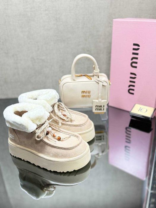 Ghete dama cu geanta la set miu