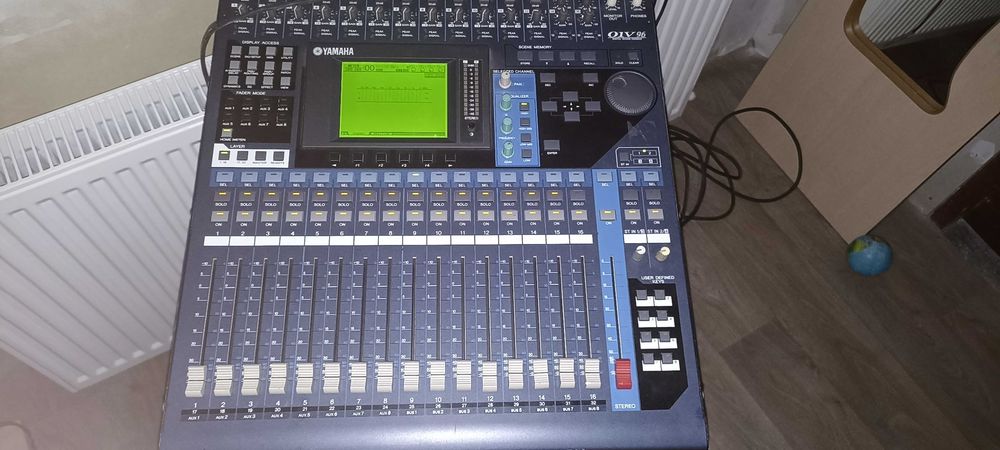 Mixer Yamaha digital