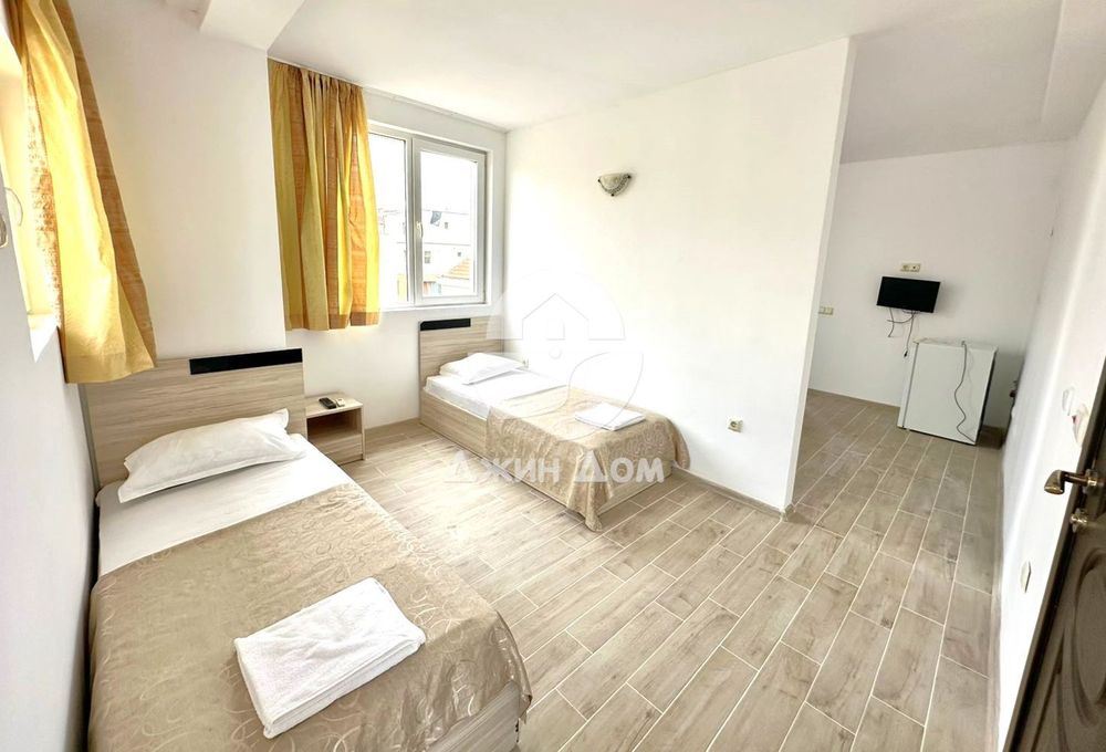 Продава се Едностаен апартамент в к.к. Слънчев бряг - 47 кв.м за 1341 €/кв.м - Снимка #2