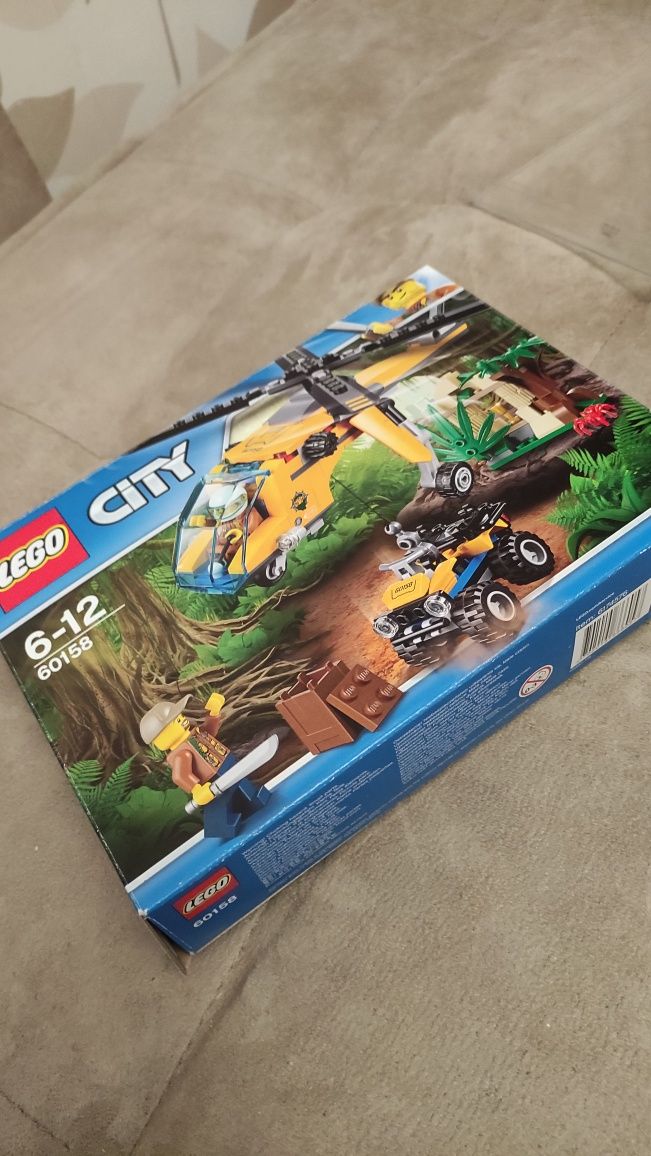 LEGO® City Товарен хеликоптер в джунглата 60158