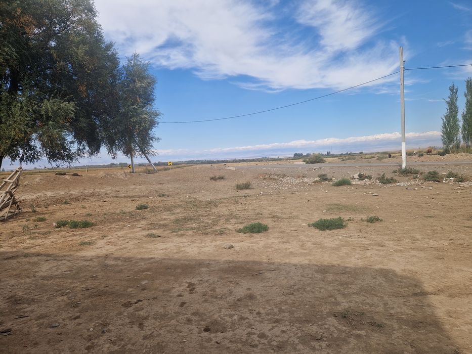 Үй сатылады срочно.