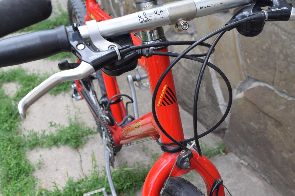 Ретро MTB Велосипед Cannondale M800 Beast of the East