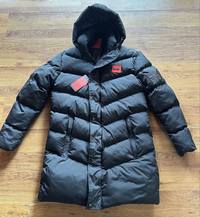 Мъжко,дълго,зимно яке Hugo BOSS с бродирано лого