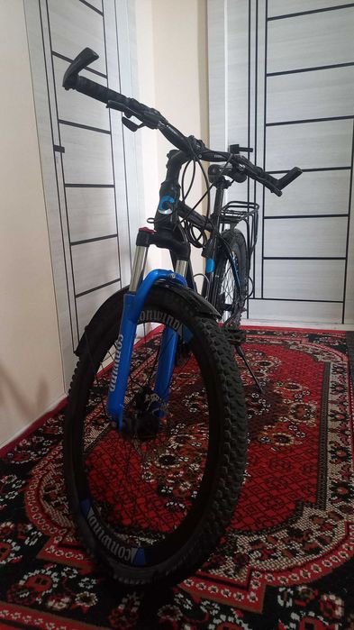 Велик сотилади. Холати зўр