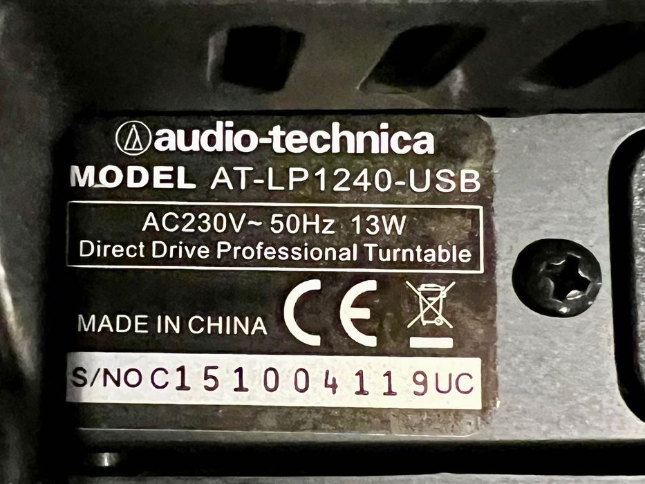 Audio Technica At Lp 1240 professional turntable
