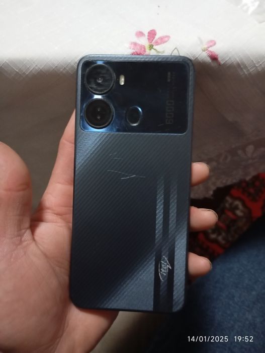 Itel smartfon sotiladi