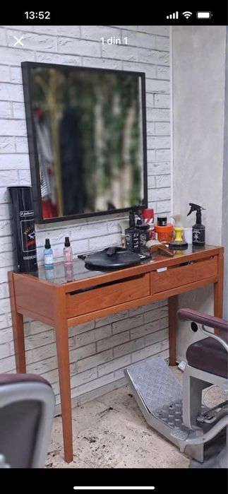 Post lucru coafor 500 lei