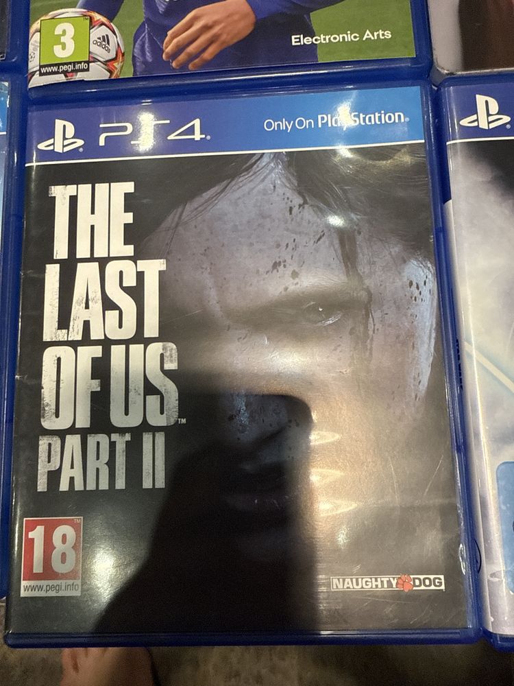 Продавам видео игри за PS4 и PS5
