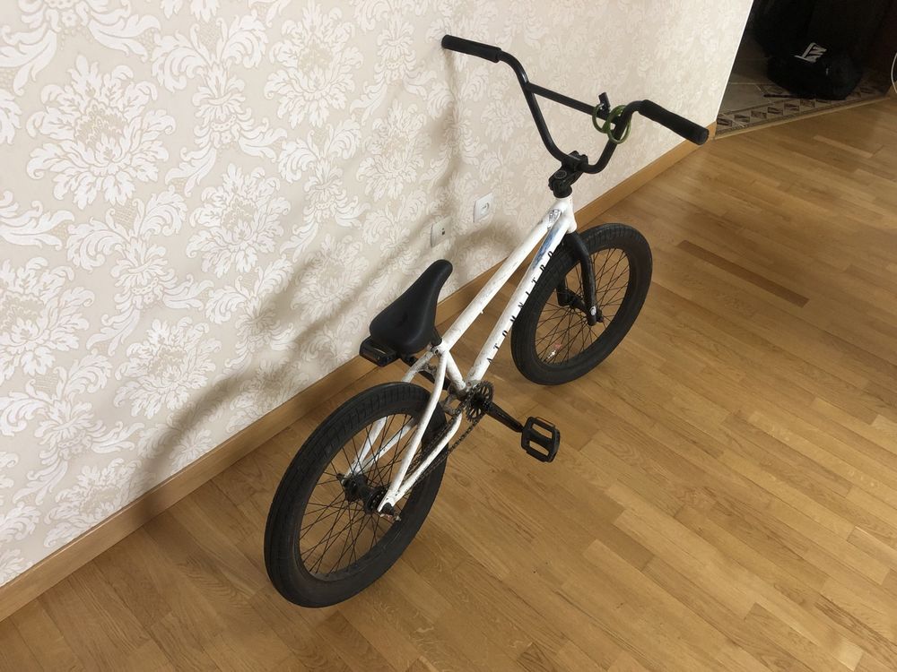 BMX велосипед Atom nitro БМХ в хорошем состоянии