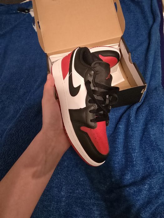 Jordan 1 low 37.5 bredtoe