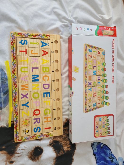 Puzzle din lemn cu ABC