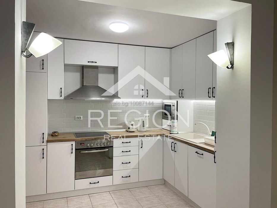 Дава се под наем Многостаен апартамент в Варна, Център - 135 кв.м за 1000 € - Снимка #1