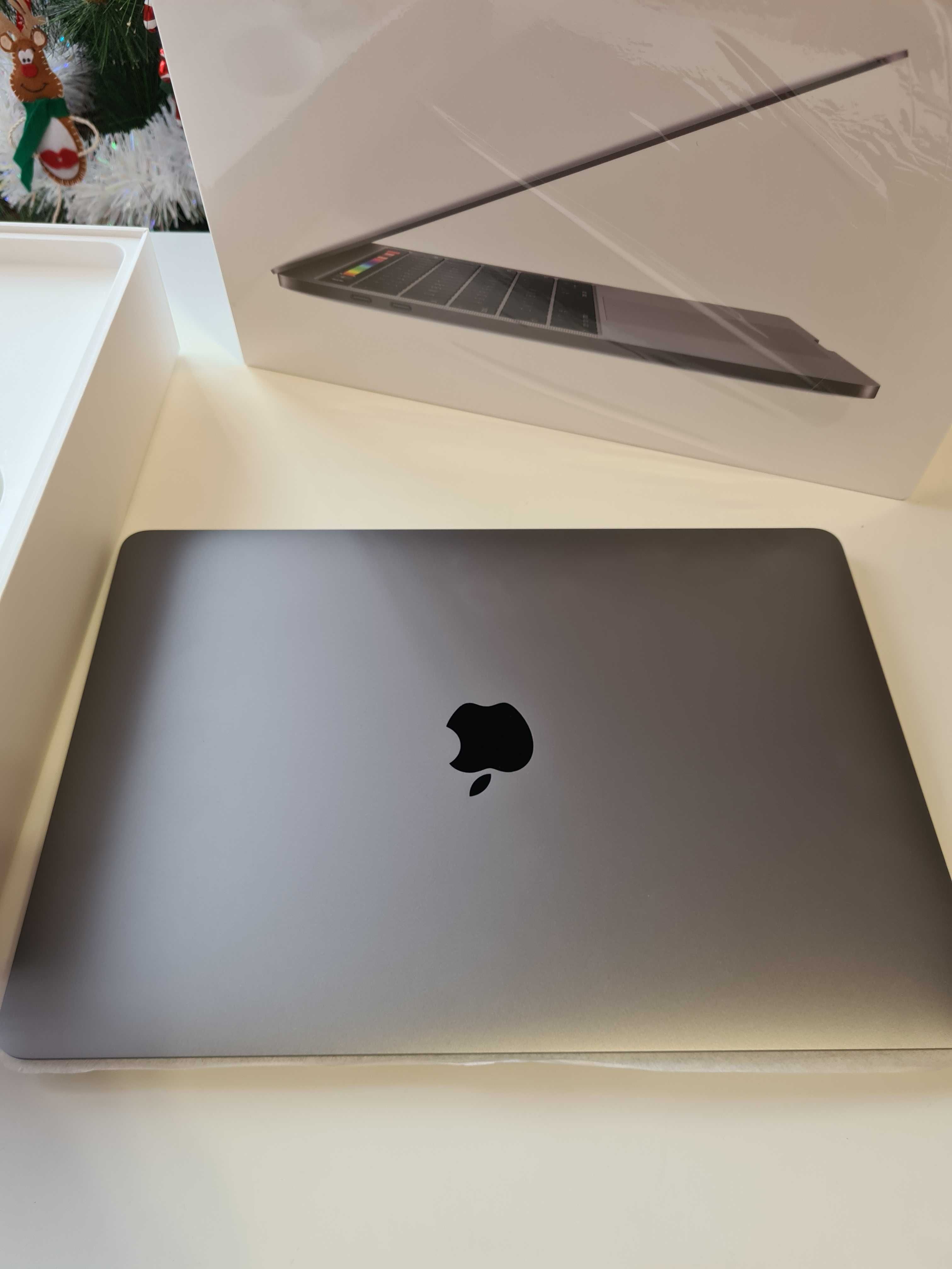 НОВ Apple Macbook PRO 13 2019 - 2020 I5 16GB 512GB SSD A1989
